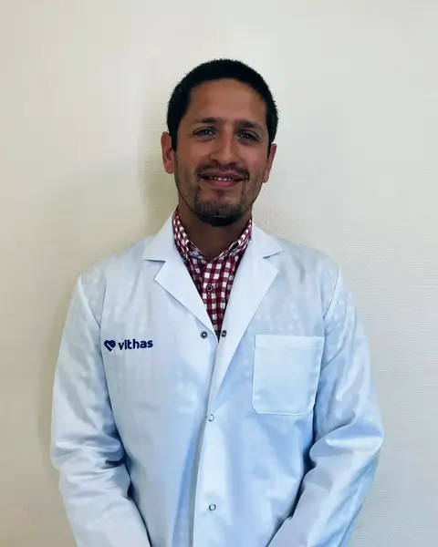 Dr. Nicolás Correa González